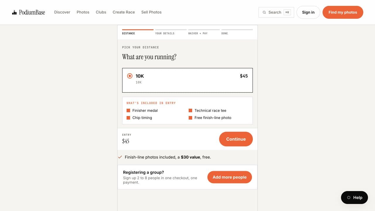 Public PodiumBase registration flow showing distance selection, entry price, and included benefits